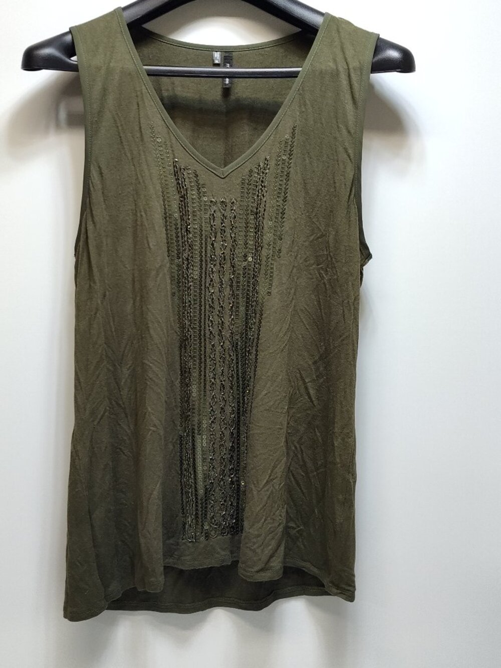 Maurices Women Size XL Sequin V-Neck Sleeveless Rayon Spandex Casual Party Top
